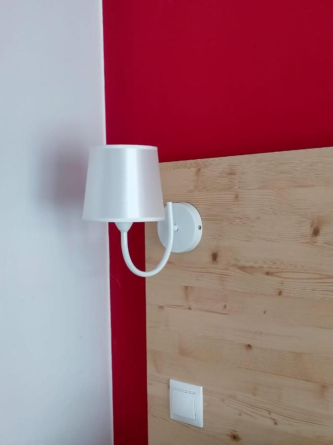 Hostal Meson De Paco Cariñena Buitenkant foto